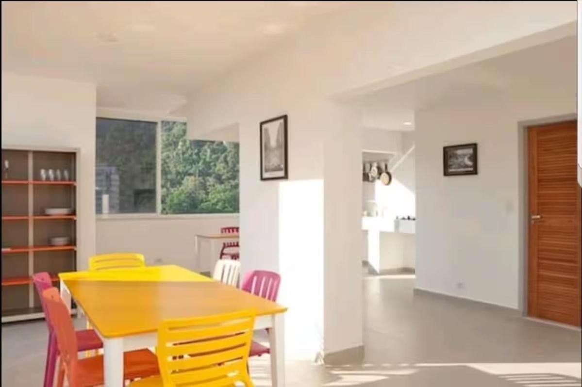 Casa de hóspedes Moderno Em Santa Tereza *